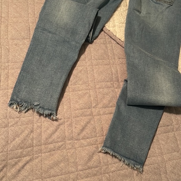 American eagle ripped jegging jeans - Picture 4 of 5